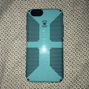 6s speck case with grips